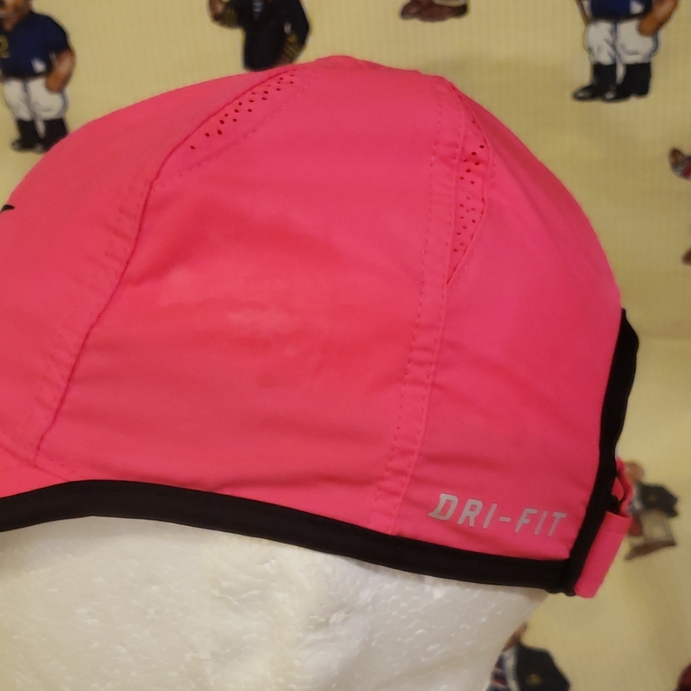 nike hat - Picture 2 of 5